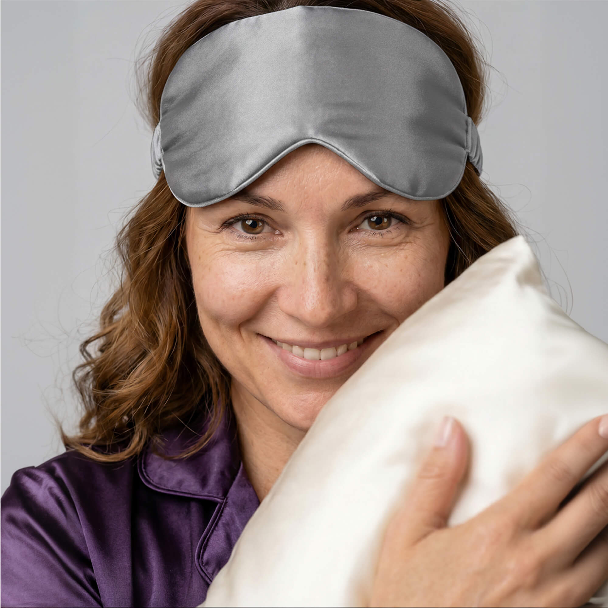 Klasikinė šilkinė miego kaukė