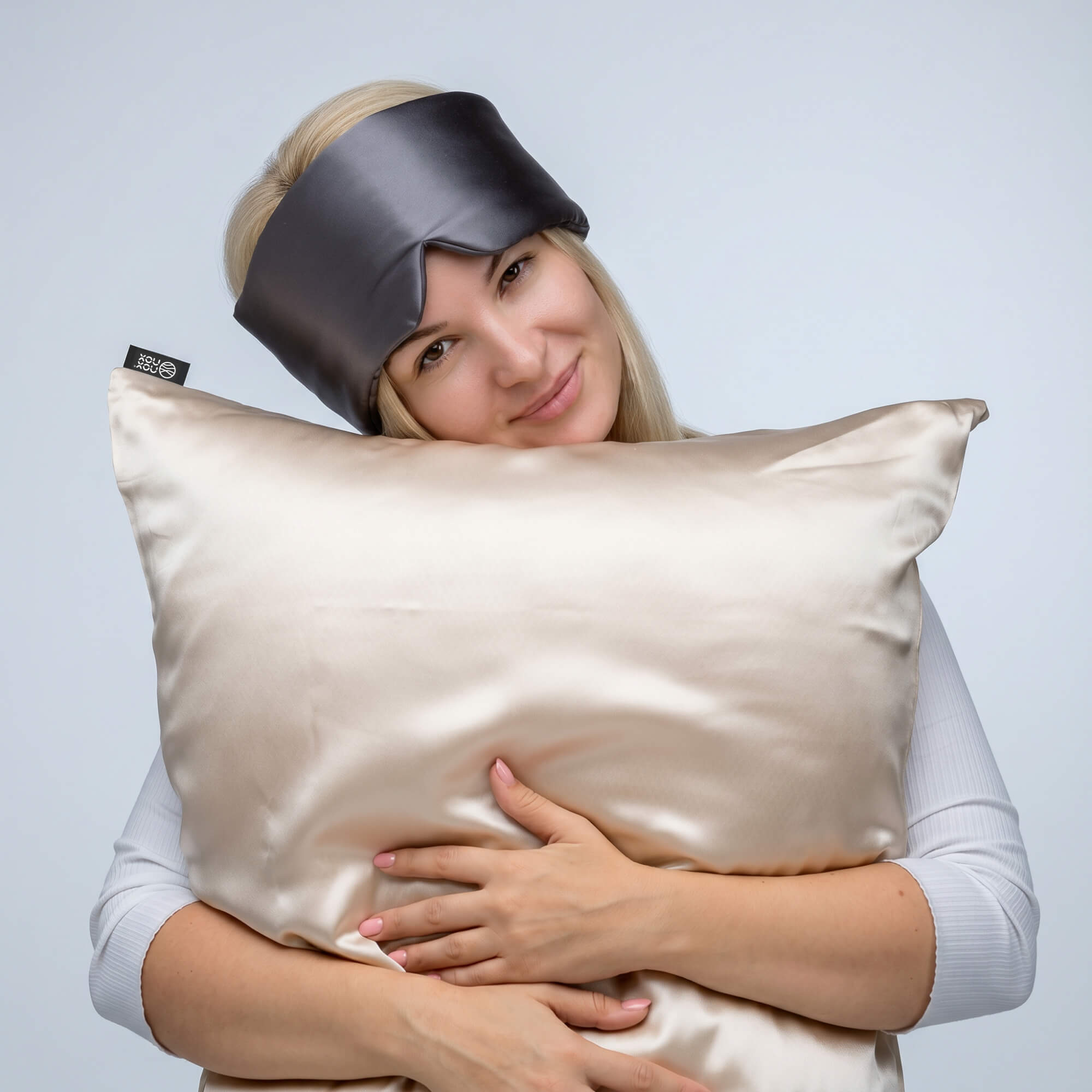 Šilkinė miego kaukė